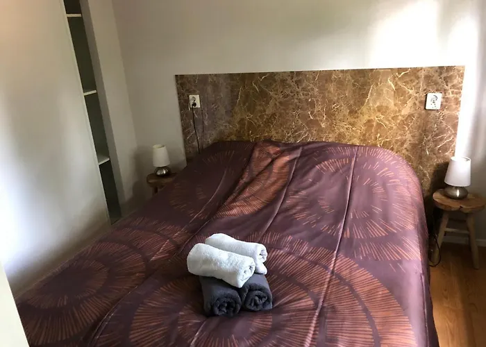 Vrijstaand Chalet In Bospark Chalet