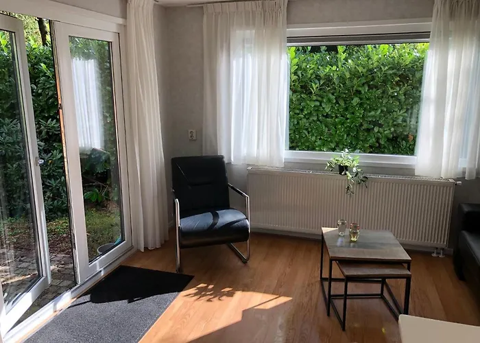 Chalet Vrijstaand Chalet In Bospark