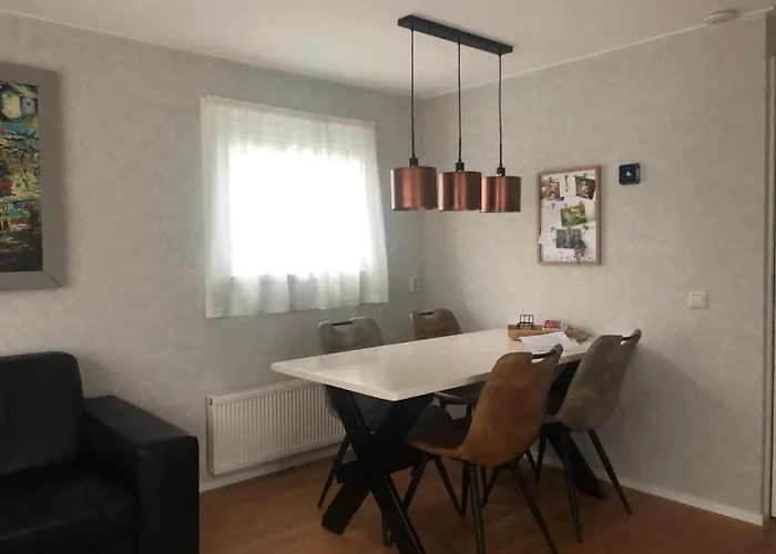 Vrijstaand Chalet In Bospark * Hattemerbroek